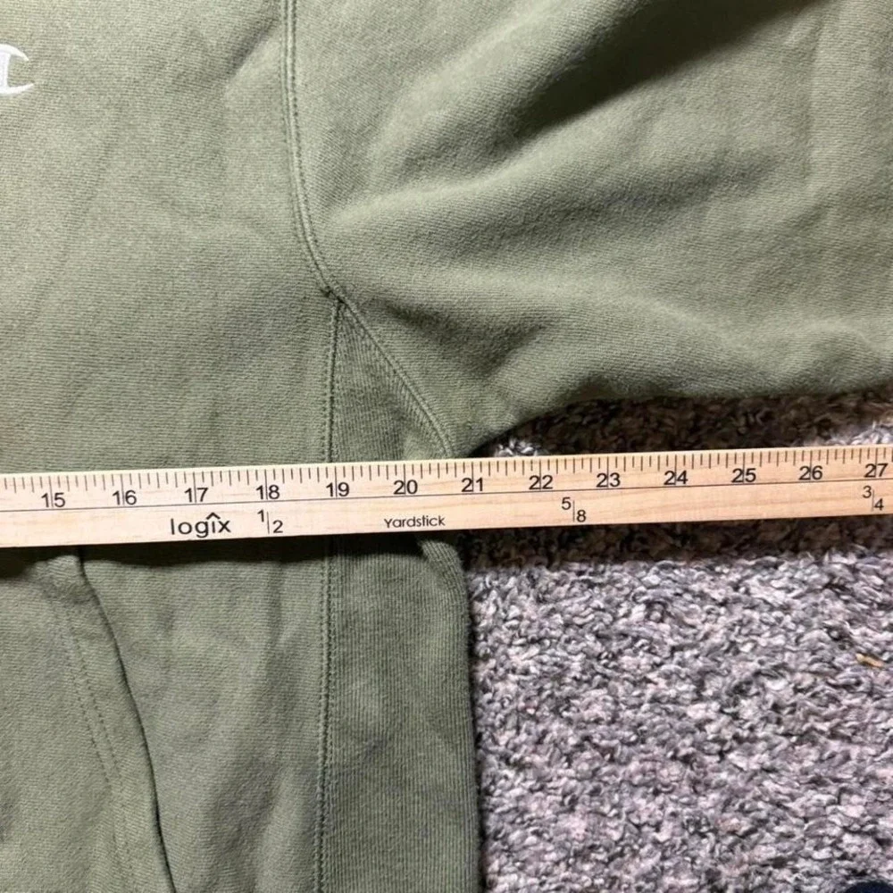 Vintage Y2K Champion Reverse Weave‎ Army Green Hoodie Frayed Pull Strings Size M